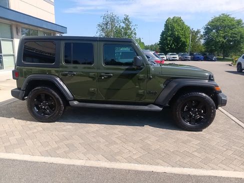 Used 2021 Jeep Wrangler Unlimited Sport AWD/4WD image 7