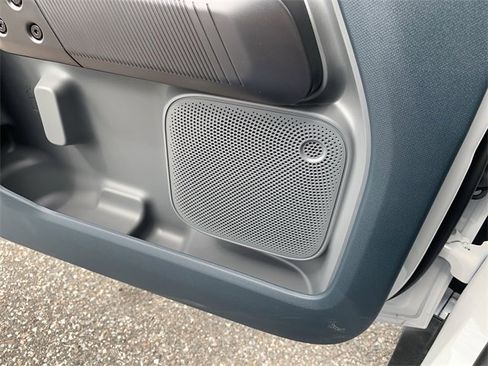 New 2025 Ford Maverick XL w/ Equipment Group 102A image 21