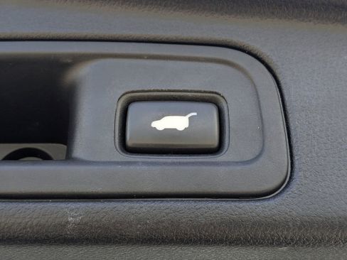 Used 2017 Honda Pilot EX-L image 16