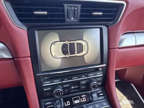 Used 2015 Porsche 911 Targa 4S image 34