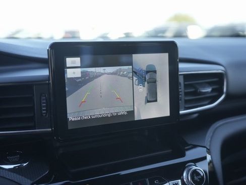 Used 2022 Ford Explorer ST-Line image 27