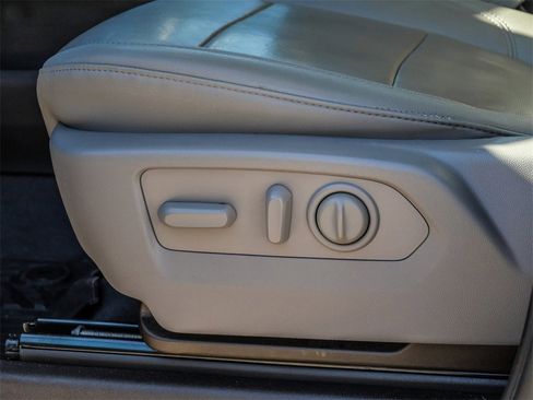 Used 2021 Chevrolet Silverado 2500 LTZ w/ LTZ Premium Package image 29