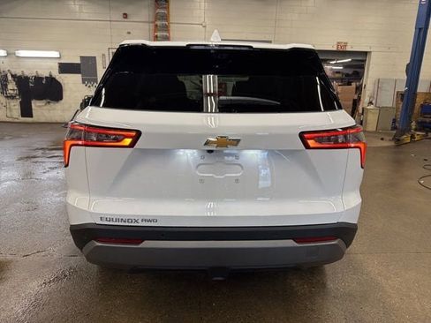 New 2026 Chevrolet Equinox LT AWD/4WD image 5