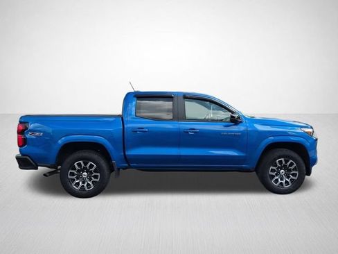 Used 2023 Chevrolet Colorado Z71 w/ Z71 Convenience Package 2 AWD/4WD image 11