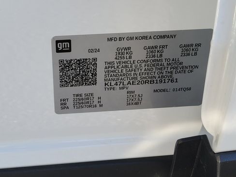 Used 2024 Buick Envista Preferred w/ Advanced Safety Package image 17