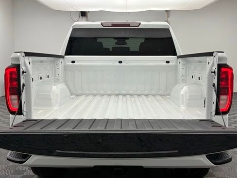 New 2026 GMC Sierra 1500 Pro w/ Graphite Edition image 7