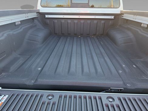 Used 2022 Nissan Frontier Pro-X w/ Pro-X Premium Package image 23