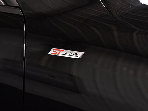 Used 2023 Ford Escape ST-Line image 10