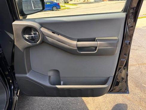 Used 2014 Nissan Xterra S w/ Value Package AWD/4WD image 29