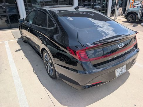 Used 2022 Hyundai Sonata Limited FWD image 2