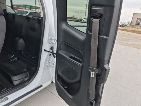 Used 2021 Chevrolet Colorado LT w/ Fleet Safety Package AWD/4WD image 12