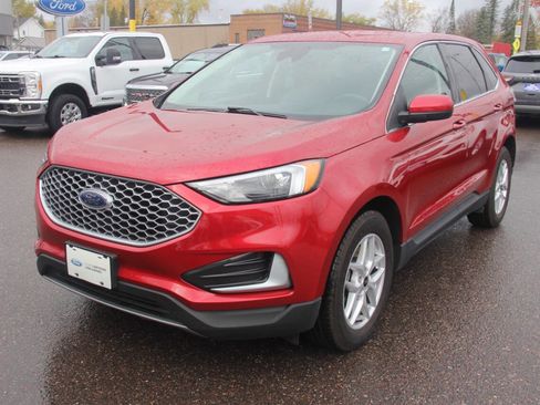 Certified 2024 Ford Edge SEL image 9