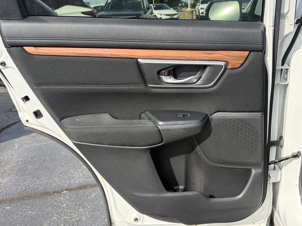 Used 2017 Honda CR-V EX image 19