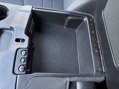 Used 2021 RAM 1500 Classic Warlock w/ Trailer & Traction Group image 33