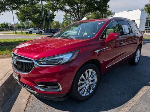 Used 2021 Buick Enclave Essence w/ Experience Buick Package AWD/4WD image 4