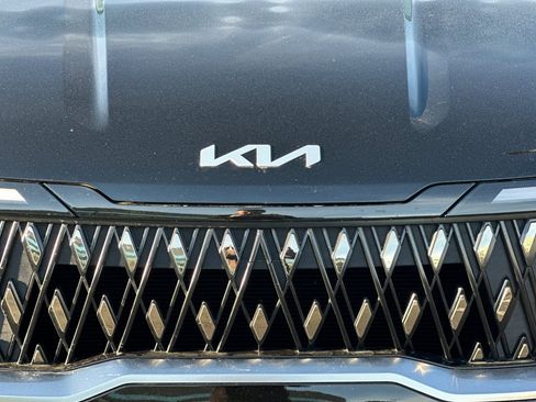 Certified 2026 Kia Carnival EX image 49