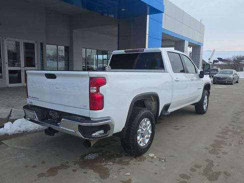 Used 2023 Chevrolet Silverado 2500 LT image 8