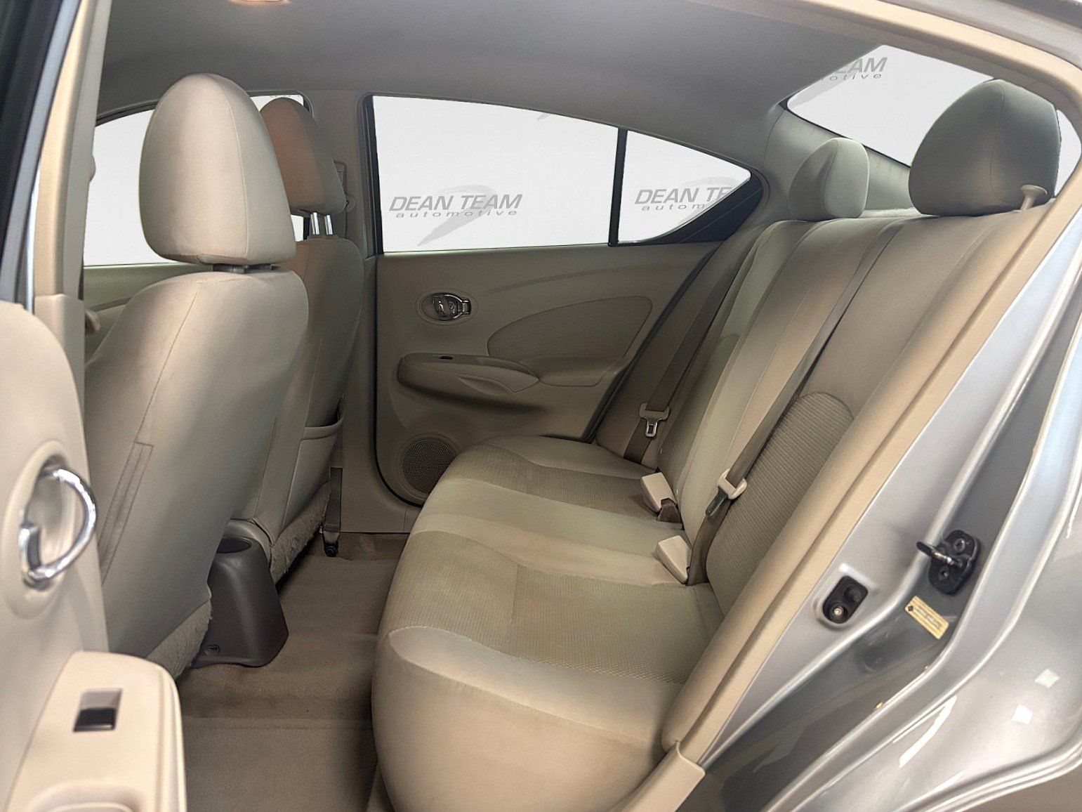 Used 2012 Nissan Versa FWD image 15