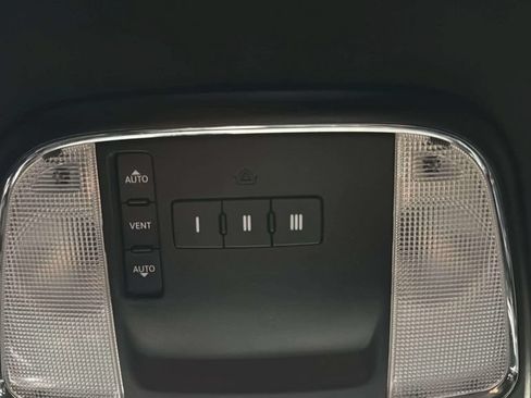 Used 2020 Dodge Charger R/T w/ Navigation & Travel Group RWD image 23