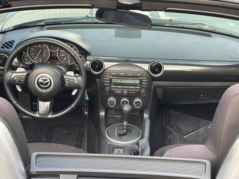 Used 2013 MAZDA MX-5 Miata Sport RWD image 12