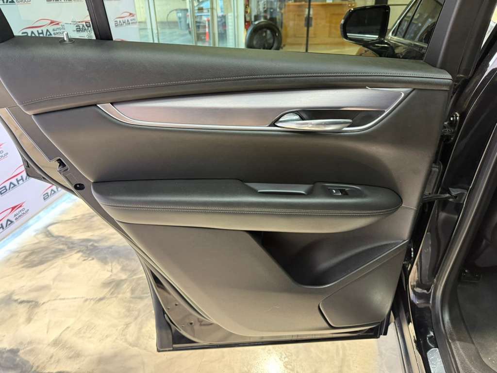 Used 2021 Cadillac XT6 Luxury FWD image 36