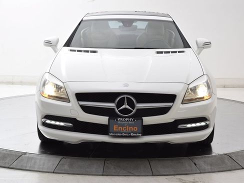 Used 2016 Mercedes-Benz SLK 300 image 9