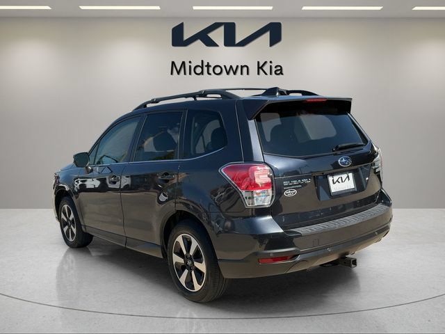 Used 2017 Subaru Forester 2.5i Limited AWD/4WD image 5