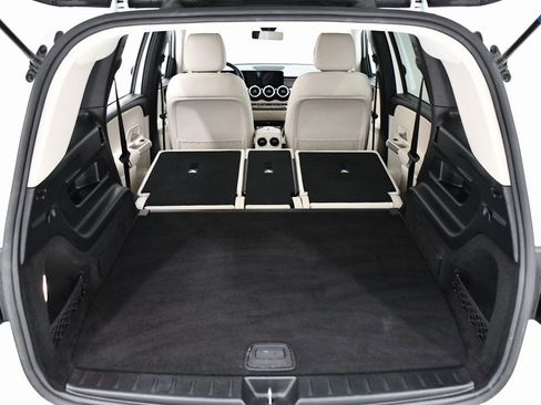 Certified 2022 Mercedes-Benz GLB 250 4MATIC image 23