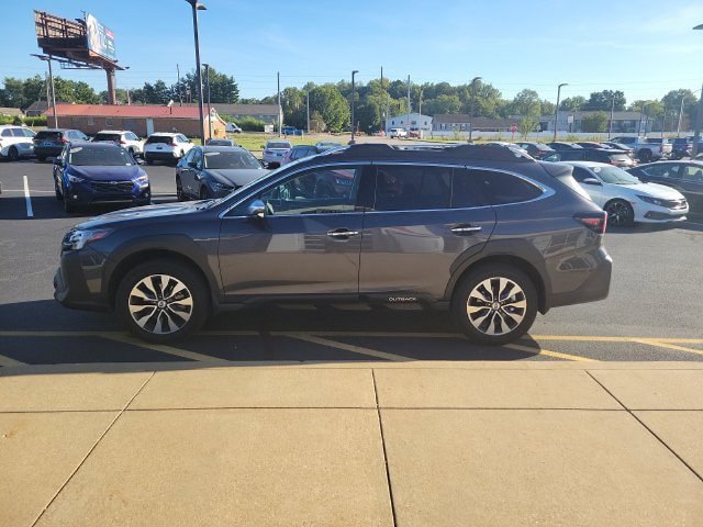 Used 2024 Subaru Outback Touring XT AWD/4WD image 4