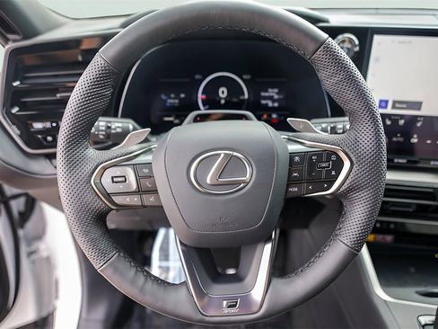 Used 2026 Lexus TX 500h AWD w/ Technology Package image 15