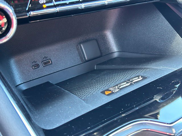 New 2026 Chevrolet Traverse RS w/ LPO, Floor Liner Package FWD image 48