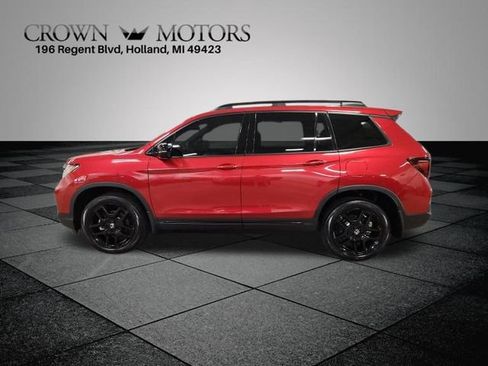 Used 2025 Honda Passport Black Edition image 6