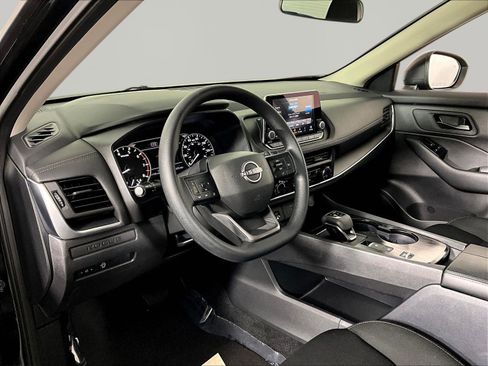Certified 2026 Nissan Rogue S FWD image 17