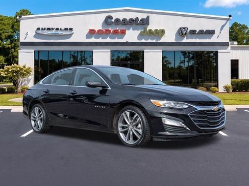 Used 2024 Chevrolet Malibu LT FWD image 2