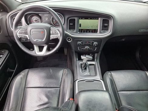 Used 2017 Dodge Charger SXT w/ AWD Plus Group image 15
