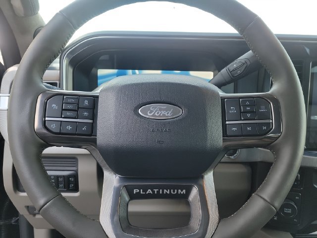 New 2027 Ford F250 Platinum w/ Platinum Plus Package AWD/4WD image 9