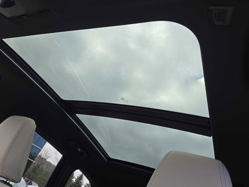 Certified 2023 BMW X1 xDrive28i w/ Premium Package image 14