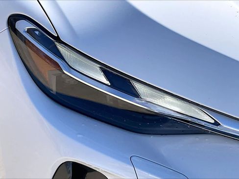 Used 2025 Audi Q5 Premium w/ Convenience Package image 27