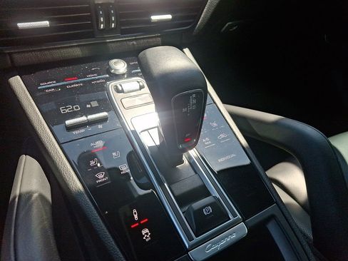 Used 2021 Porsche Cayenne E-Hybrid AWD/4WD image 15