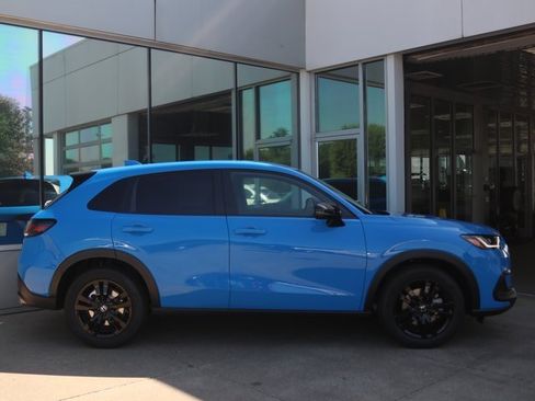 New 2026 Honda HR-V Sport image 4