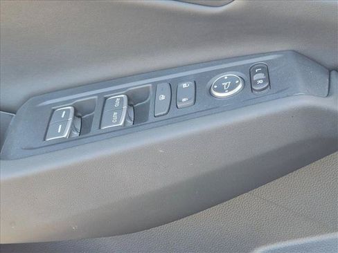 Used 2025 Honda Accord SE image 12