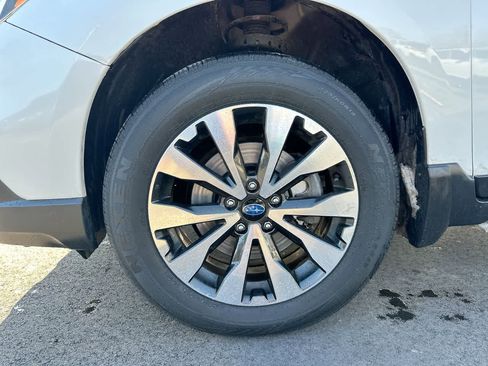 Used 2016 Subaru Outback 2.5i Limited image 19
