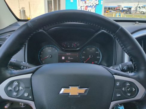 Used 2019 Chevrolet Colorado ZR2 w/ ZR2 Midnight Special Edition image 33