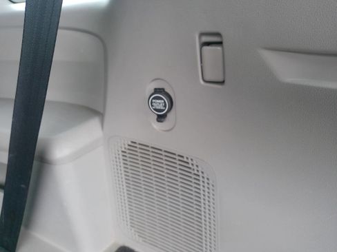 Used 2011 Honda Pilot EX-L image 12