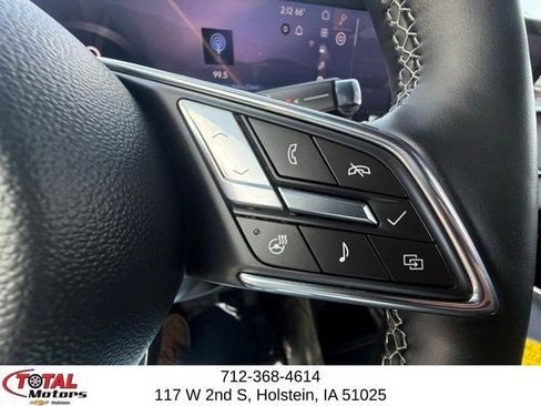 Used 2025 Buick Enclave Preferred AWD/4WD image 24