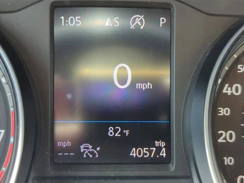 Used 2021 Volkswagen Atlas SE w/ Towing Package FWD image 9