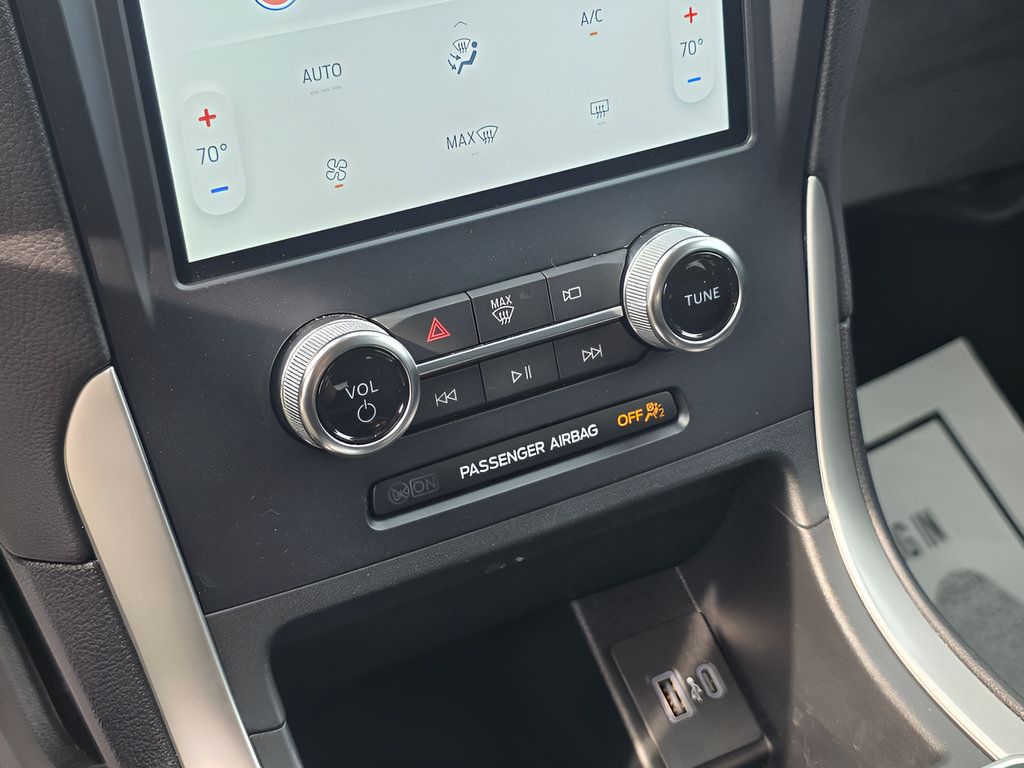 Certified 2023 Ford Edge SE AWD/4WD image 18