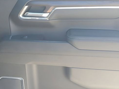 Used 2023 GMC Sierra 1500 SLT w/ X31 Off-Road Package image 44