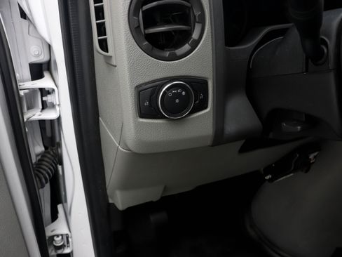 Used 2023 Ford E-450 and Econoline 450 Super Duty w/ Power Windows & Locks Group RWD image 23