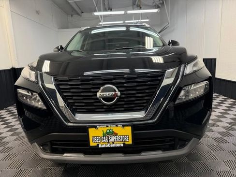 Used 2021 Nissan Rogue SV AWD/4WD image 2